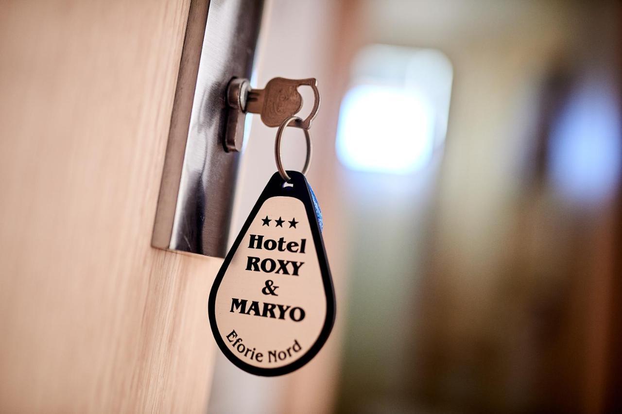 Hotel Roxy & Maryo- Restaurant -Terasa- Loc De Joaca Pentru Copii -Parcare Gratuita エフォリエ・ノルド エクステリア 写真